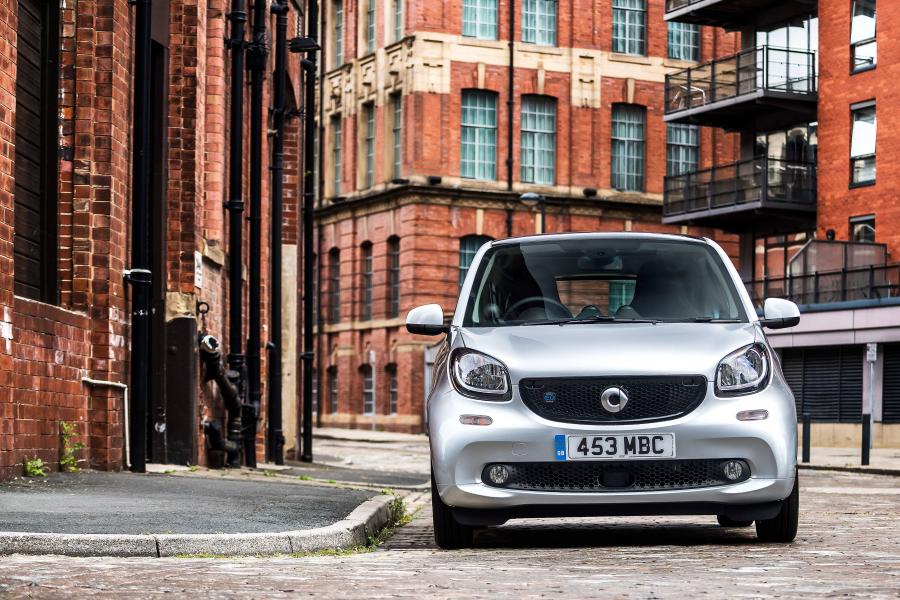  Smart EQ ForTwo Prime Coupe (C453) 2018 года  (UK) (фото 11 из 35)